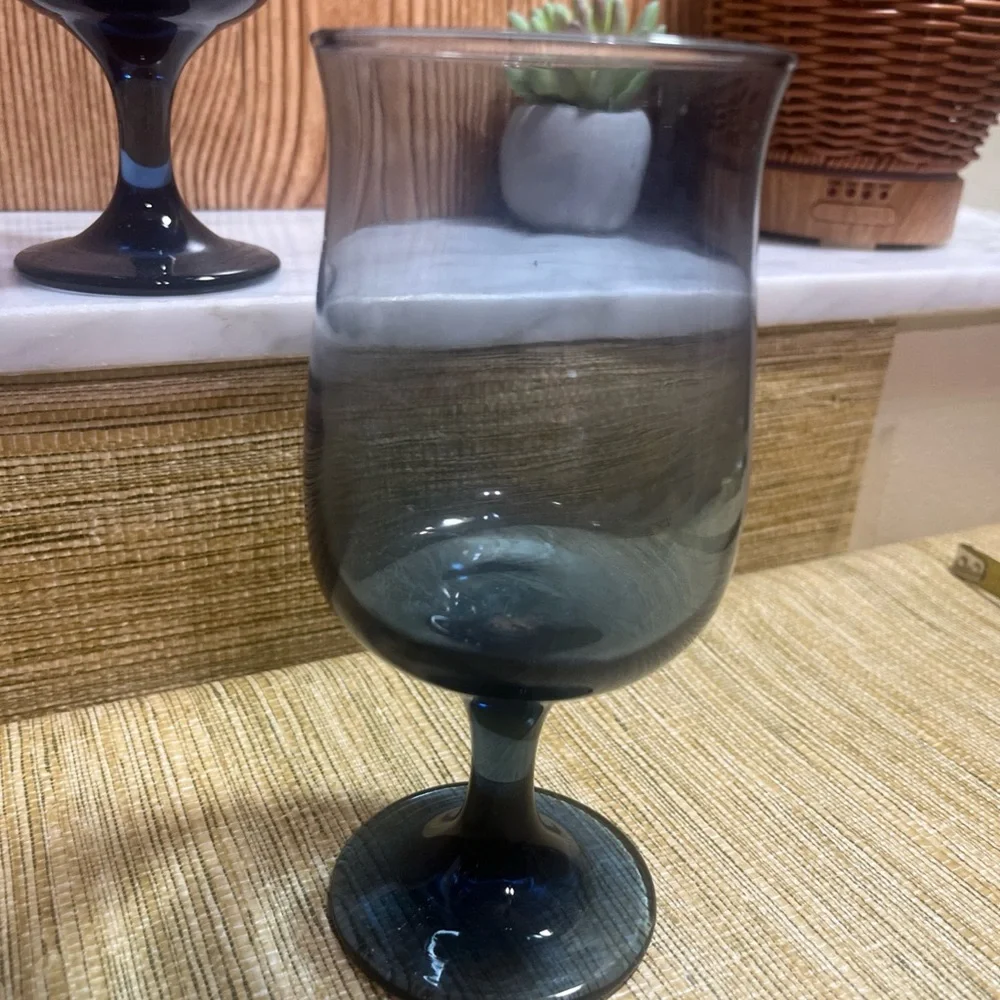Vintage Libbey Dusky Blue Stemmed Goblet Set of 4